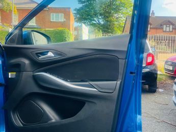 Vauxhall Grandland X 1.5 Turbo D BlueInjection SE Auto Euro 6 (s/s) 5dr