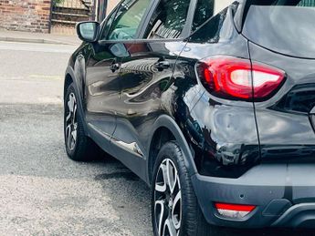 Renault Captur 1.5 dCi ENERGY Iconic EDC Euro 6 (s/s) 5dr