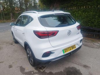 MG MG ZS 72.6kWh Trophy Connect Long Range SUV 5dr Electric Auto (156 ps)