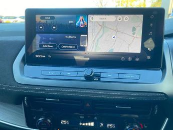 Nissan Qashqai 1.3 DIG-T MHEV Tekna+ SUV 5dr Petrol Hybrid XTRON Euro 6 (s/s) (