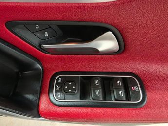 Mercedes-Benz CLA 1.3 CLA250e 15.6kWh AMG Line (Premium) Coupe 8G-DCT Euro 6 (s/s)