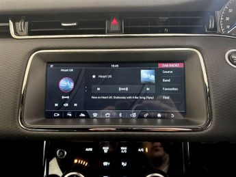Land Rover Range Rover Evoque 2.0 P200 MHEV R-Dynamic Auto 4WD Euro 6 (s/s) 5dr