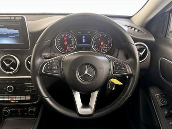 Mercedes-Benz A Class 1.6 A180 SE Euro 6 (s/s) 5dr