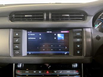 Jaguar XF 2.0d R-Sport Auto AWD Euro 6 (s/s) 4dr