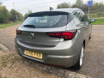Vauxhall Astra 1.4i Turbo SRi Nav Auto Euro 6 (s/s) 5dr