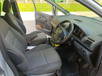Volkswagen Sharan 2.0 TDI SE 5dr