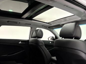 Hyundai TUCSON 1.7 CRDi Blue Drive Premium SE DCT Euro 6 (s/s) 5dr