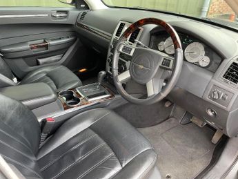 Chrysler 300C 3.5 LUX 4dr