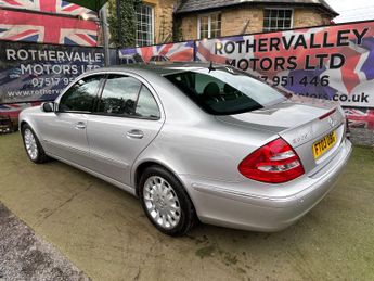 Mercedes-Benz E Class 5.0 E500 Elegance 4dr