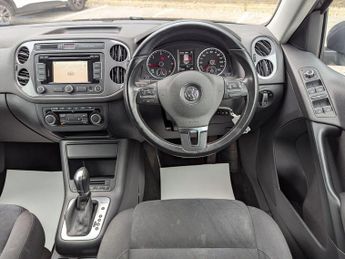 Volkswagen Tiguan 2.0 TDI BlueMotion Tech Match DSG 4WD Euro 5 (s/s) 5dr
