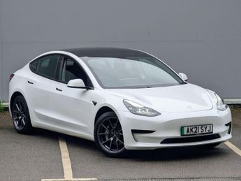 Tesla Model 3 Standard Range Plus Auto RWD 4dr
