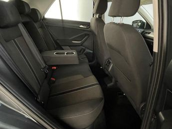 Volkswagen T-Roc 1.5 TSI EVO SE DSG Euro 6 (s/s) 5dr