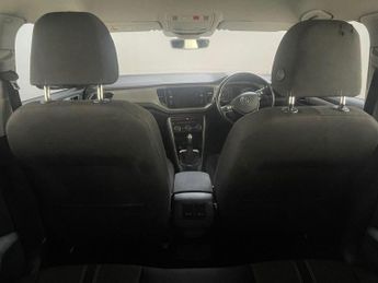 Volkswagen T-Roc 1.5 TSI EVO SE DSG Euro 6 (s/s) 5dr