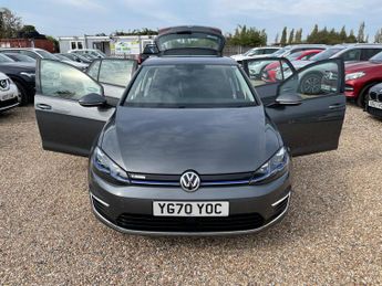 Volkswagen e-Golf 35.8kWh e-Golf Auto 5dr