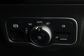 Mercedes-Benz B Class 1.3 B200h MHEV AMG Line (Executive) 7G-DCT Euro 6 (s/s) 5dr