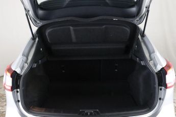 Nissan Qashqai 1.3 DIG-T Acenta Premium Euro 6 (s/s) 5dr