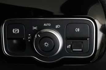 Mercedes-Benz A Class 1.3 A180 Sport Edition (Executive) 7G-DCT Euro 6 (s/s) 5dr