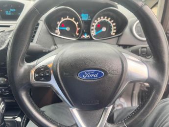 Ford Fiesta 1.6 Zetec Powershift Euro 5 5dr