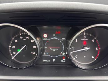 Land Rover Discovery 3.0 TD V6 First Edition Auto 4WD Euro 6 (s/s) 5dr
