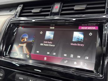 Land Rover Discovery 3.0 TD V6 First Edition Auto 4WD Euro 6 (s/s) 5dr