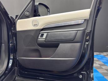 Land Rover Discovery 3.0 TD V6 First Edition Auto 4WD Euro 6 (s/s) 5dr