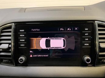 Skoda Karoq 1.5 TSI SE L DSG Euro 6 (s/s) 5dr