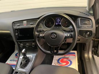 Volkswagen Golf 1.5 TSI EVO BlueMotion Tech SE Nav DSG Euro 6 (s/s) 5dr