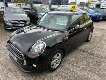 MINI Hatch 1.5 Cooper Auto Euro 6 (s/s) 3dr