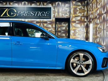 Audi A4 Avant 2.0 TDI 40 Black Edition S Tronic quattro Euro 6 (s/s) 5dr