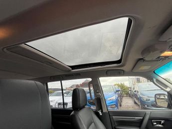 Mitsubishi Shogun 3.2 DI-DC Elegance Auto 4WD Euro 5 5dr LWB
