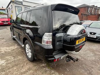 Mitsubishi Shogun 3.2 DI-DC Elegance Auto 4WD Euro 5 5dr LWB