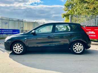 Hyundai i30 1.6 CRDi Comfort Euro 4 5dr