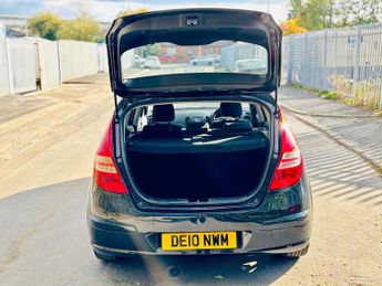 Hyundai i30 1.6 CRDi Comfort Euro 4 5dr