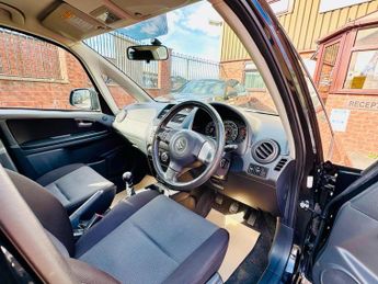 Suzuki SX4 1.6 16V GLX Euro 4 4dr