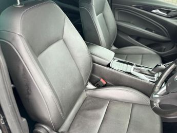 Vauxhall Insignia 2.0 Turbo D BlueInjection Elite Nav Grand Sport Euro 6 (s/s) 5dr