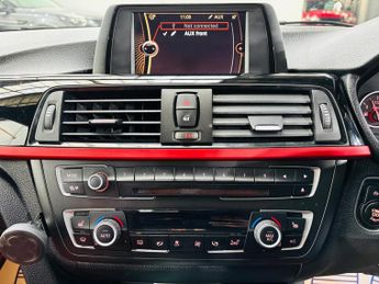 BMW 3 Series 2.0 320d Sport Touring Auto Euro 5 (s/s) 5dr