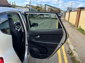 Kia Venga 1.6 3 Auto Euro 5 5dr (Sat Nav)