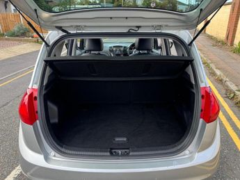 Kia Venga 1.6 3 Auto Euro 5 5dr (Sat Nav)