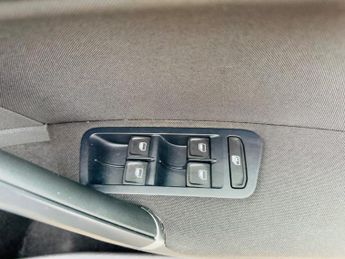 Volkswagen Golf 1.2 TSI BlueMotion Tech S Estate 5dr Petrol DSG Euro 5 (s/s) (10