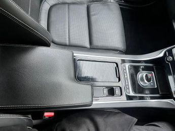 Jaguar XF 2.0d R-Sport Auto Euro 6 (s/s) 4dr