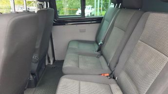 Volkswagen Transporter 2.0 TDI T32 Highline Kombi Double Cab 5dr Diesel DSG FWD SWB Eur