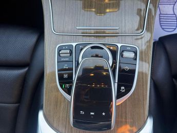 Mercedes-Benz GLC 2.1 GLC220d AMG Line (Premium) Coupe G-Tronic 4MATIC Euro 6 (s/s