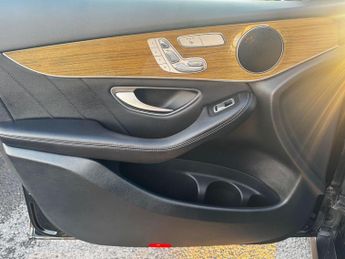 Mercedes-Benz GLC 2.1 GLC220d AMG Line (Premium) Coupe G-Tronic 4MATIC Euro 6 (s/s