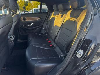 Mercedes-Benz GLC 2.1 GLC220d AMG Line (Premium) Coupe G-Tronic 4MATIC Euro 6 (s/s