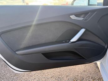 Audi TT 2.0 TFSI S line S Tronic quattro Euro 6 (s/s) 3dr