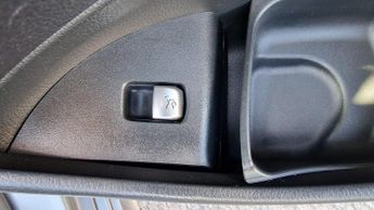 Mercedes-Benz E Class 2.0 E220d AMG Line G-Tronic+ Euro 6 (s/s) 4dr