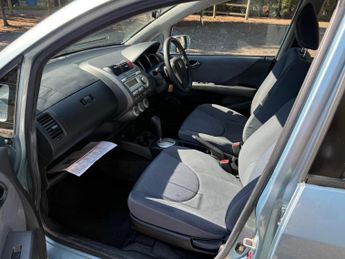 Honda Jazz 1.4 i-DSI SE CVT-7 5dr