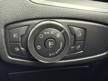 FORD GALAXY TITANIUM