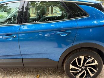 Vauxhall Grandland X 1.2 Turbo Elite Nav Auto Euro 6 (s/s) 5dr