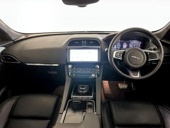 Jaguar F-PACE 2.0 D180 Chequered Flag Auto AWD Euro 6 (s/s) 5dr